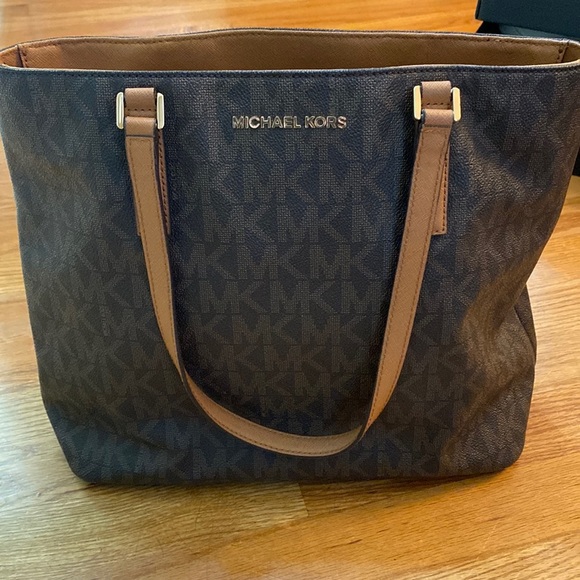 Michael Kors Brown and Tan Tote Bag - Picture 1 of 3